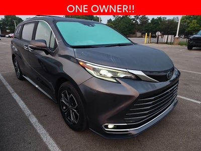 2025 Toyota Sienna Platinum 7 Passenger