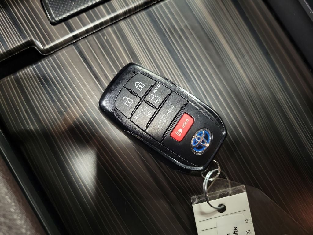 2022 Toyota Sienna Platinum 7 Passenger