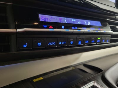 2022 Toyota Sienna Platinum 7 Passenger