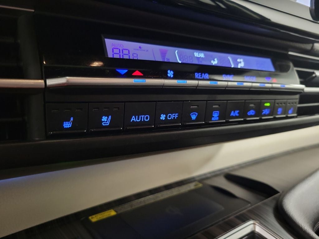 2022 Toyota Sienna Platinum 7 Passenger