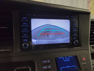 2020 Toyota Sienna SE 7 Passenger