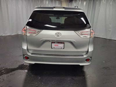 2020 Toyota Sienna SE 7 Passenger