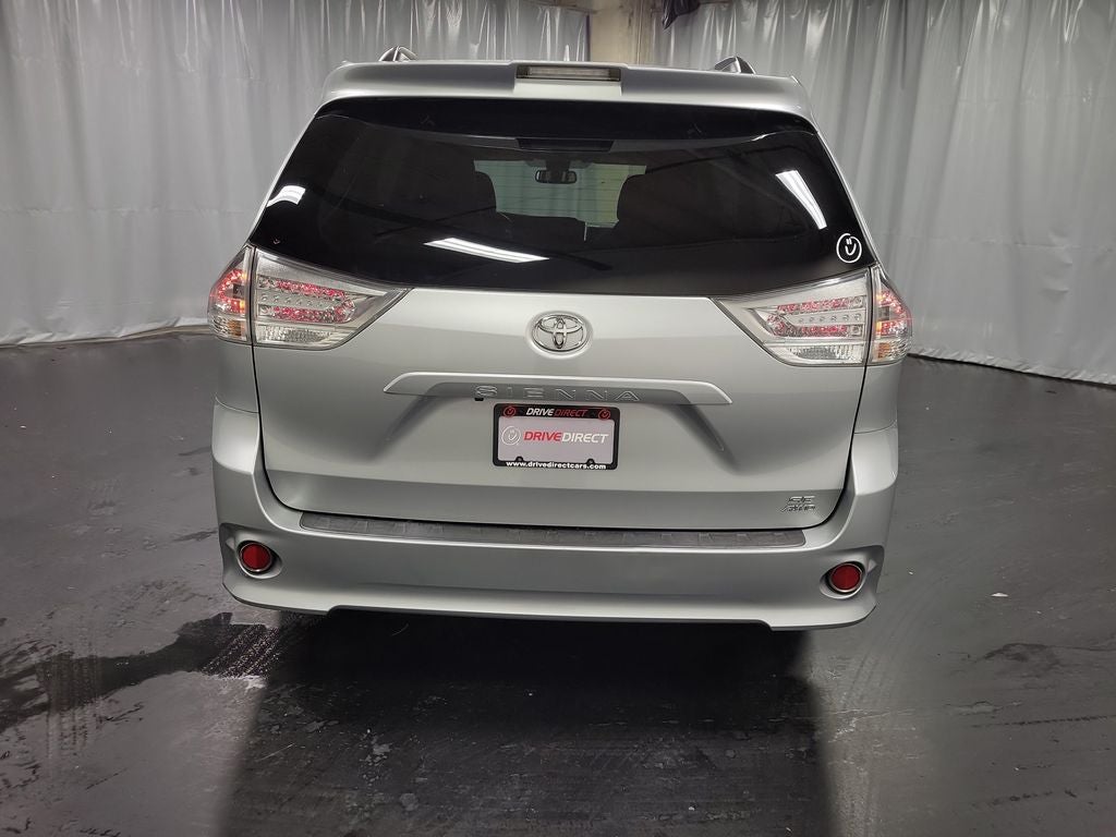 2020 Toyota Sienna SE 7 Passenger
