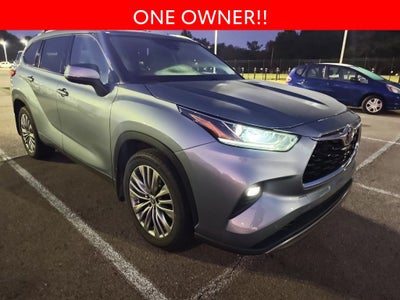 2022 Toyota Highlander Platinum