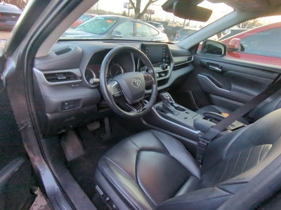 2020 Toyota Highlander Hybrid XLE