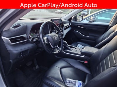 2022 Toyota Highlander Hybrid XLE