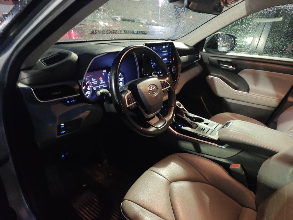 2022 Toyota Highlander XLE
