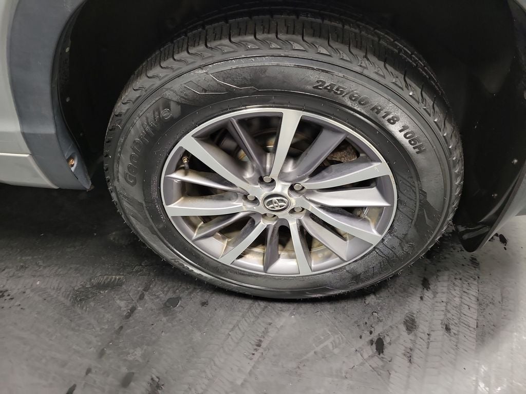 2017 Toyota Highlander Hybrid XLE