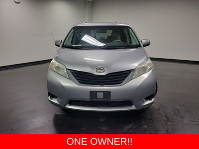 2014 Toyota Sienna LE 7 Passenger