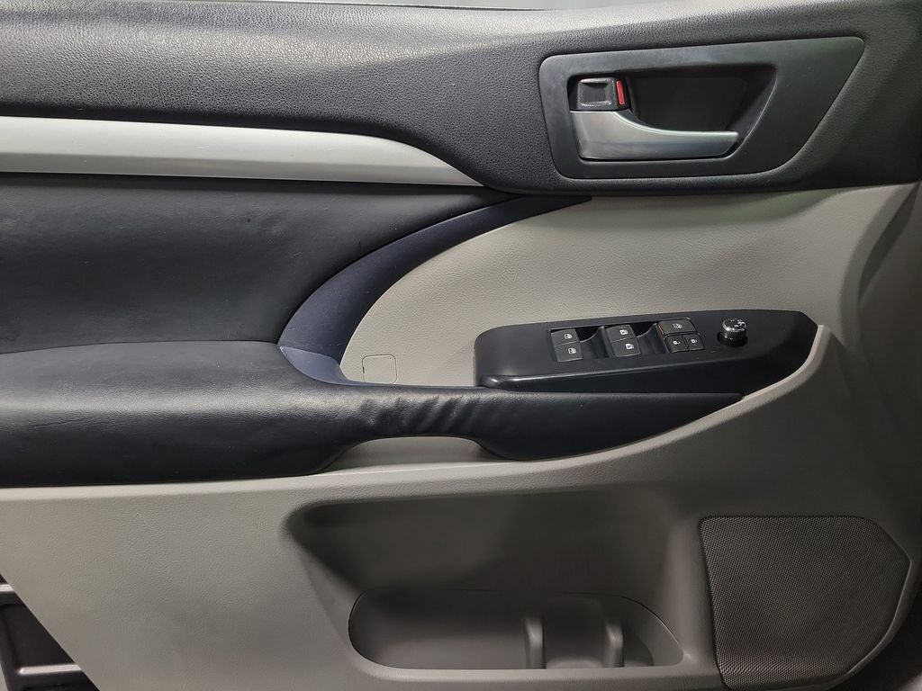 2014 Toyota Highlander XLE V6
