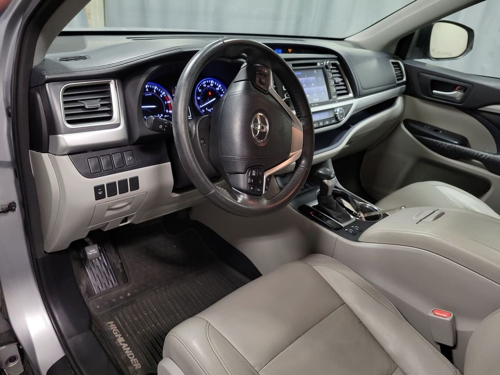 2015 Toyota Highlander XLE V6
