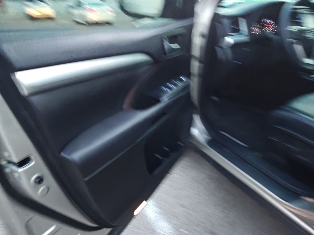 2016 Toyota Highlander XLE V6