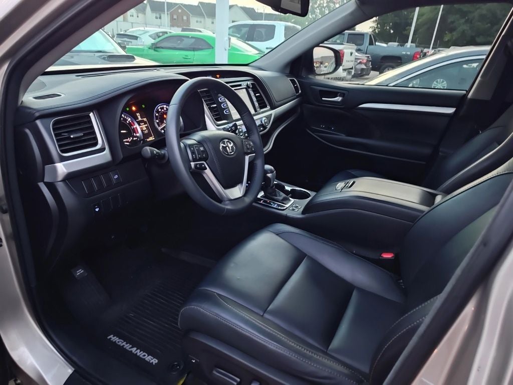 2016 Toyota Highlander XLE V6
