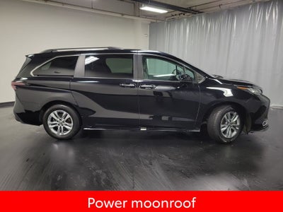 2023 Toyota Sienna XLE 7 Passenger