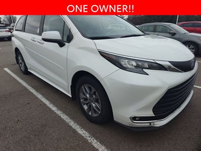 2024 Toyota Sienna XLE 8 Passenger