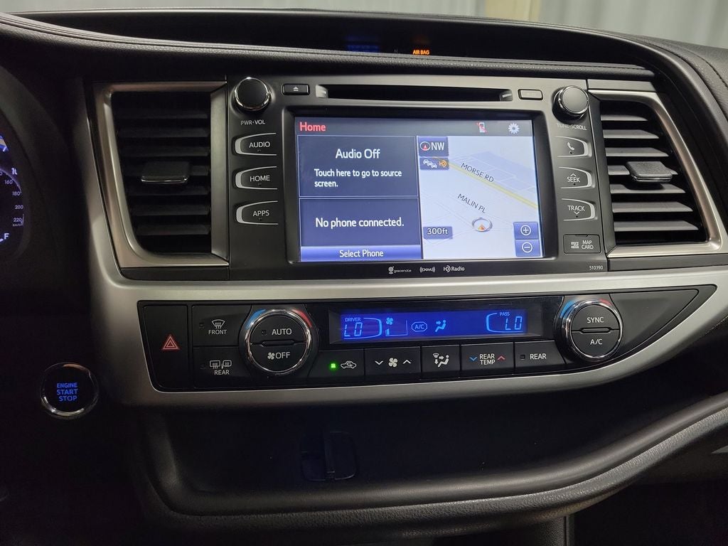 2019 Toyota Highlander SE
