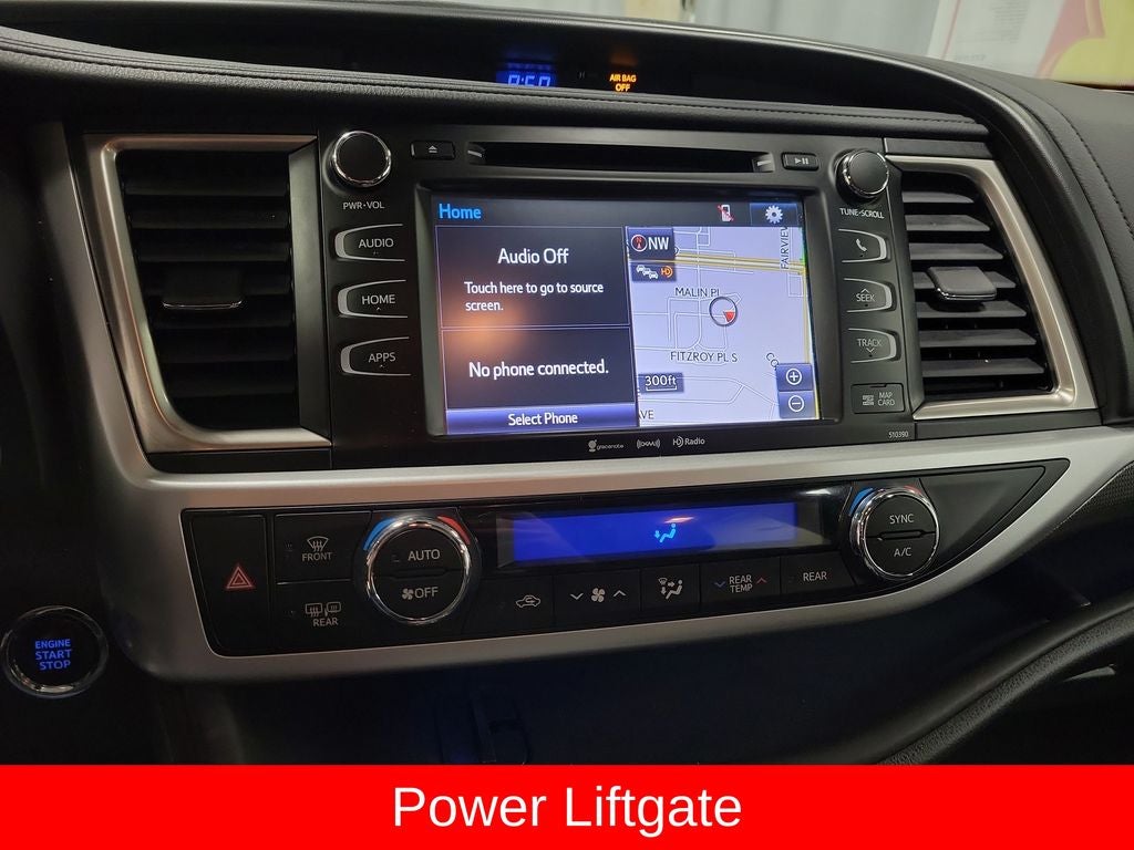 2019 Toyota Highlander SE