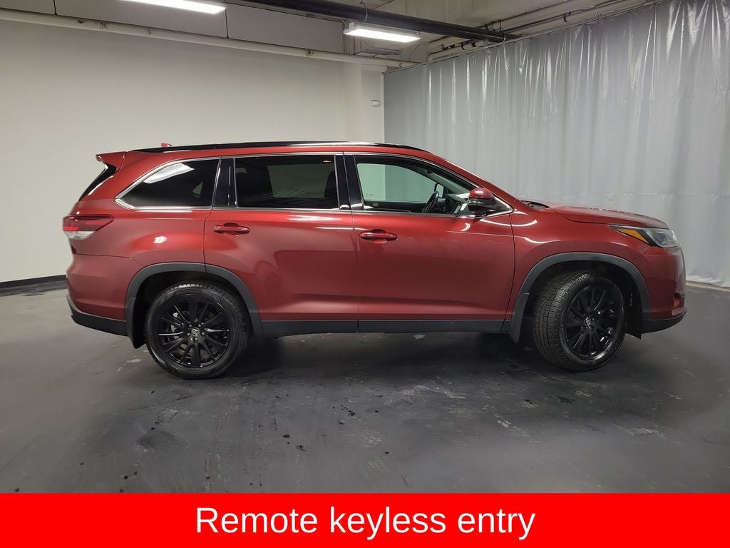 2019 Toyota Highlander SE