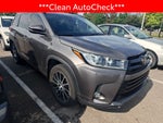 2017 Toyota Highlander SE