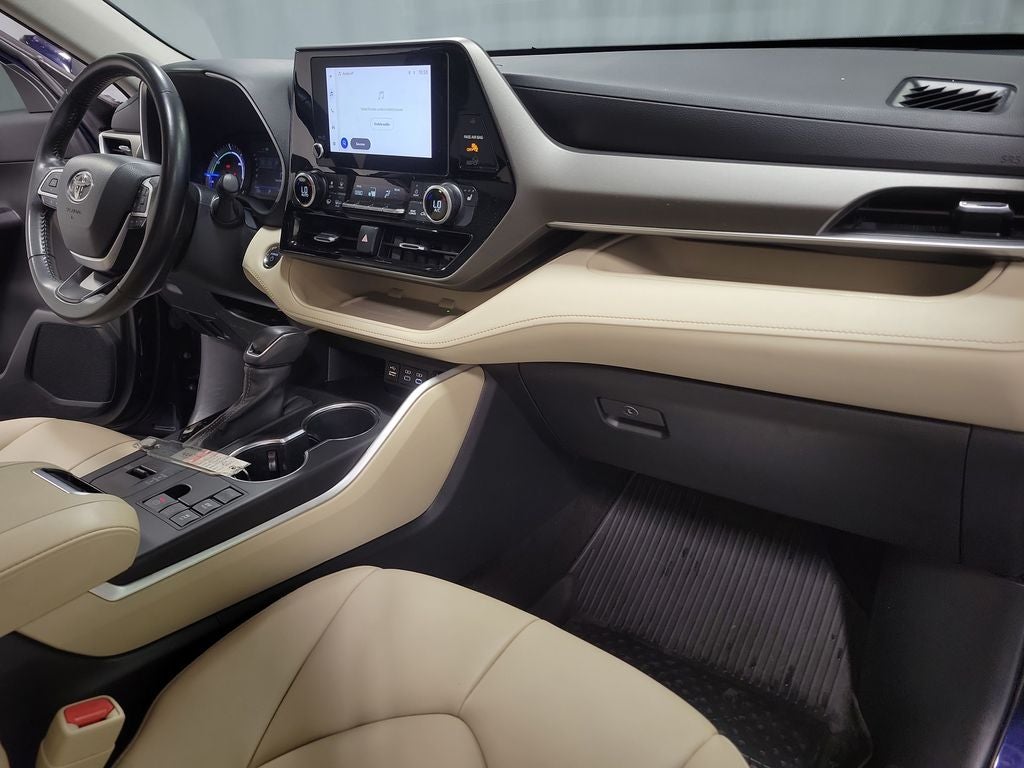 2023 Toyota Highlander Hybrid XLE