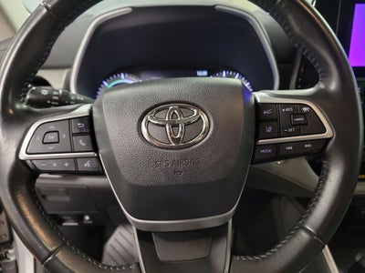 2023 Toyota Highlander Hybrid XLE