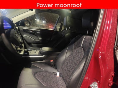 2025 Toyota Highlander Hybrid XLE