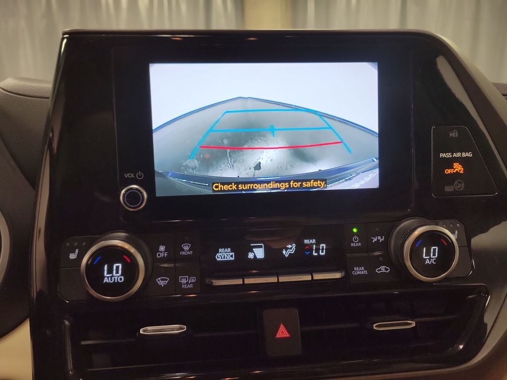 2023 Toyota Highlander Hybrid XLE