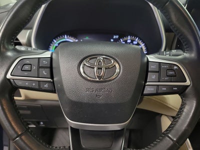 2023 Toyota Highlander Hybrid XLE