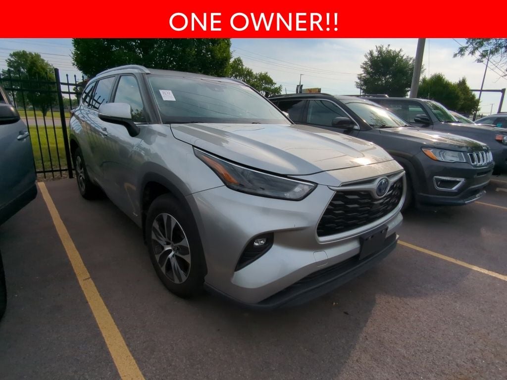 2023 Toyota Highlander Hybrid XLE