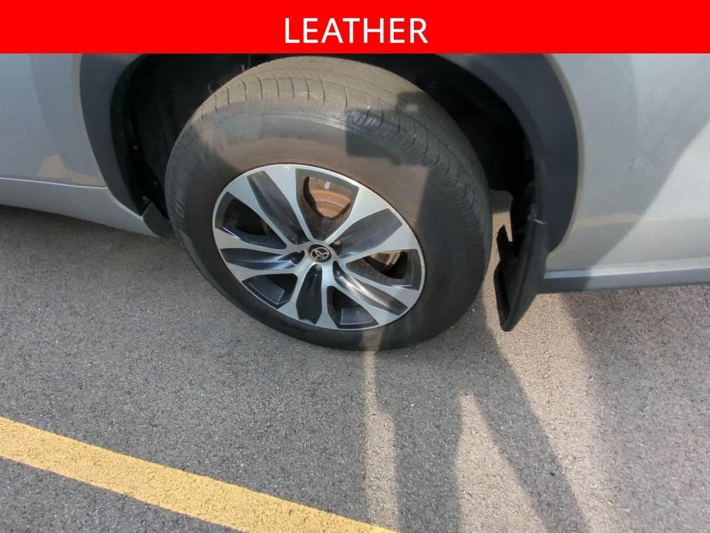 2023 Toyota Highlander Hybrid XLE