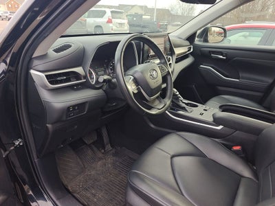 2024 Toyota Highlander XLE