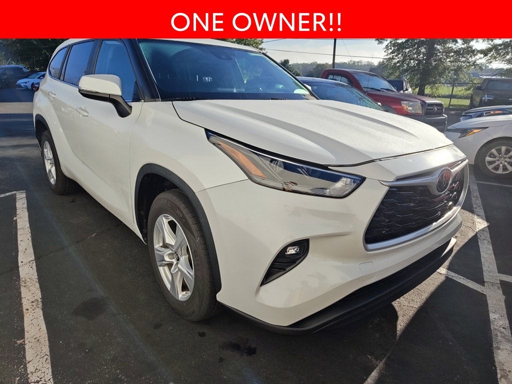 2023 Toyota Highlander LE