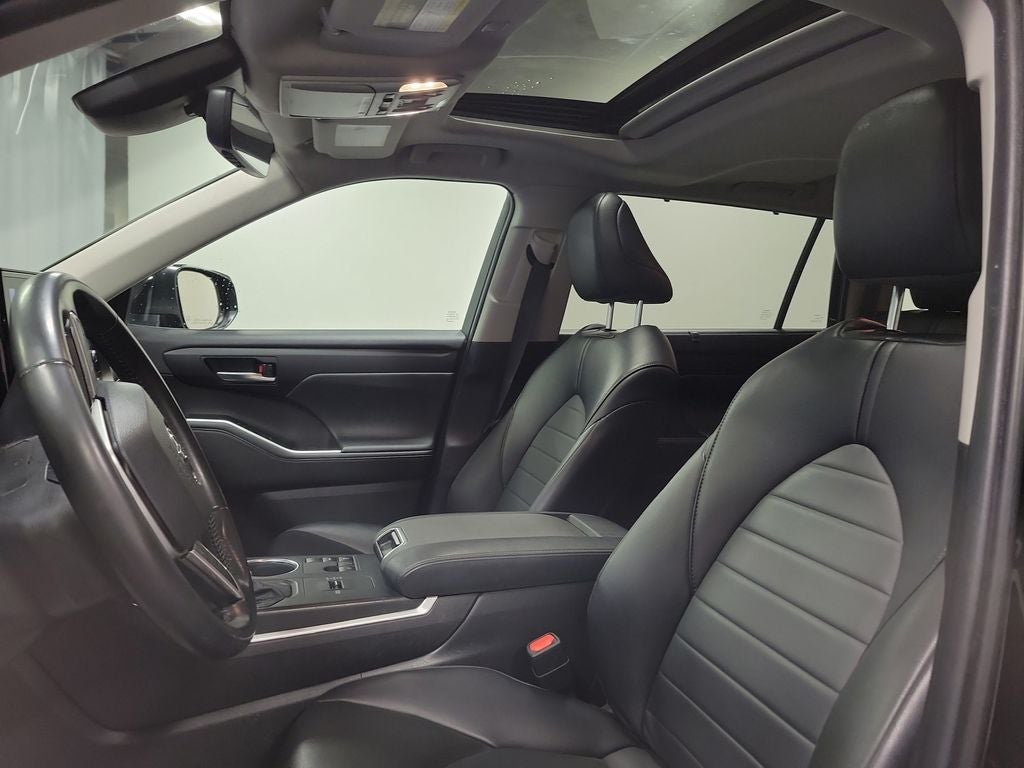2024 Toyota Highlander XLE