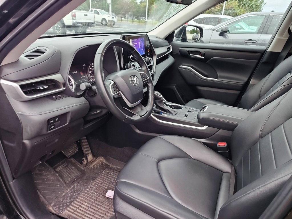 2023 Toyota Highlander XLE