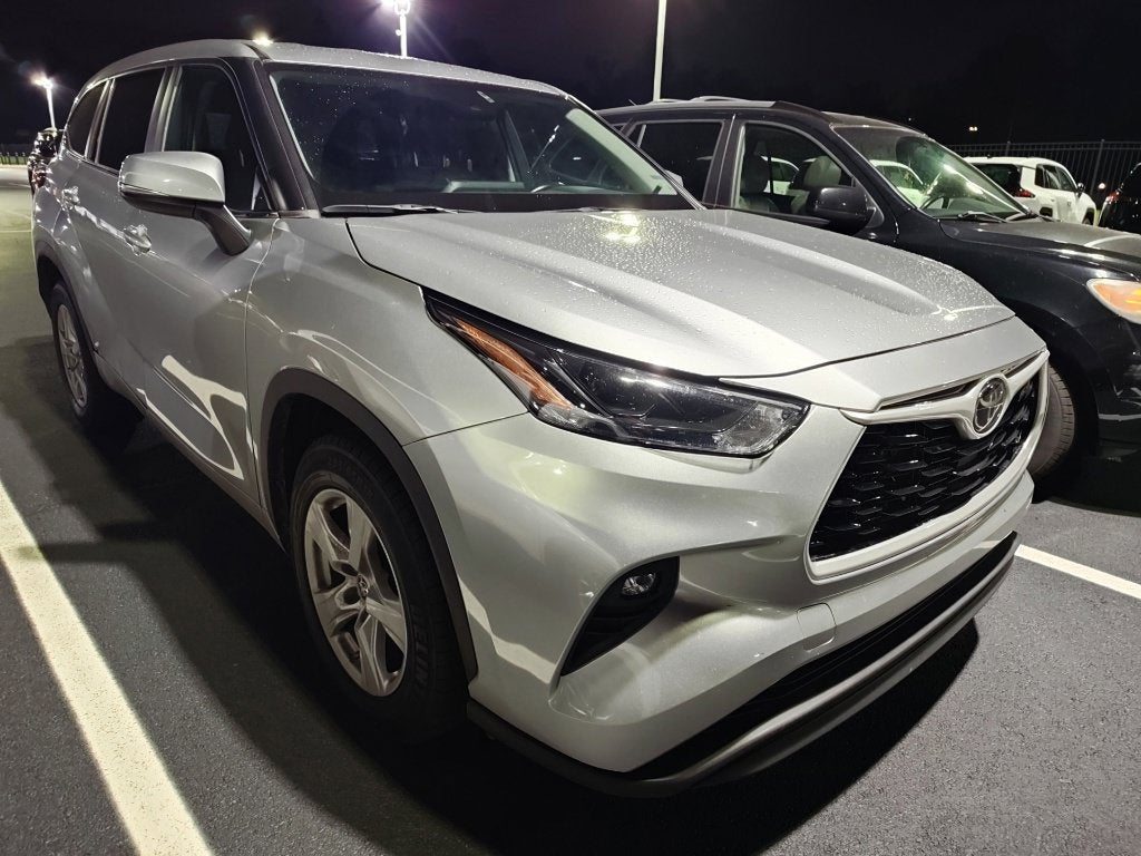 2024 Toyota Highlander LE