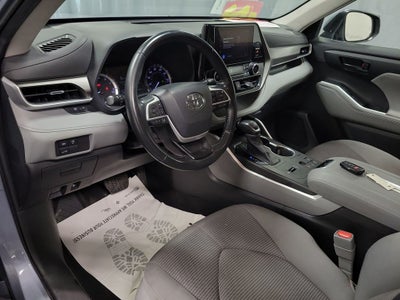 2023 Toyota Highlander LE