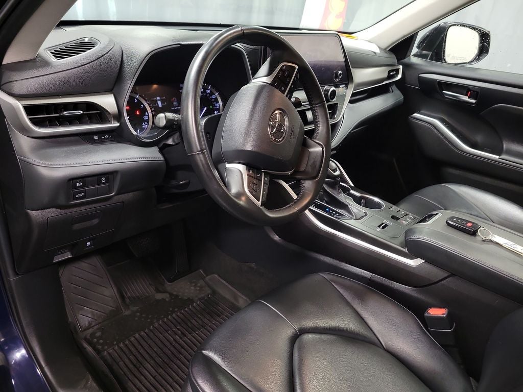 2023 Toyota Highlander XLE
