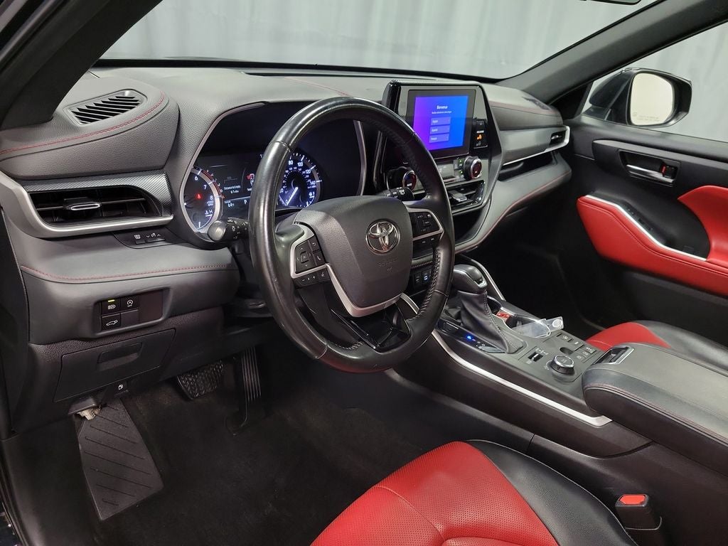 2023 Toyota Highlander XSE