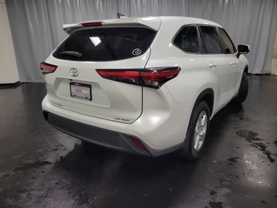 2023 Toyota Highlander LE