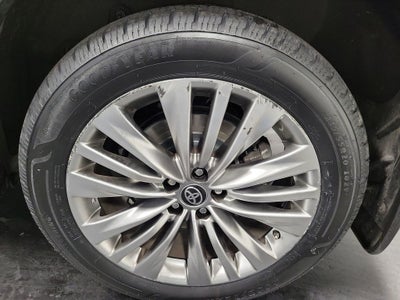 2023 Toyota Highlander Platinum