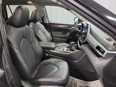 2023 Toyota Highlander Platinum