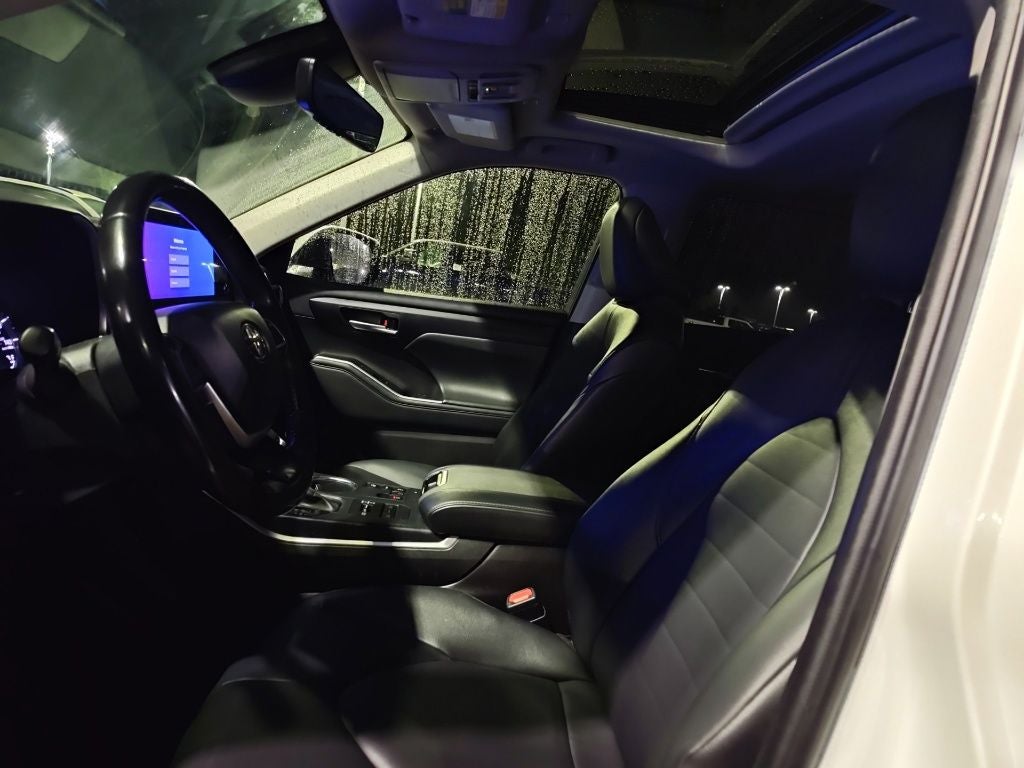 2025 Toyota Highlander XLE