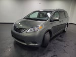 2014 Toyota Sienna LE 8 Passenger