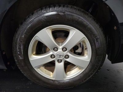 2015 Toyota Sienna LE 8 Passenger