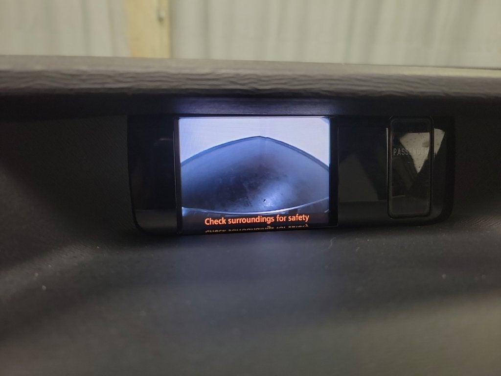 2014 Toyota Sienna LE 8 Passenger