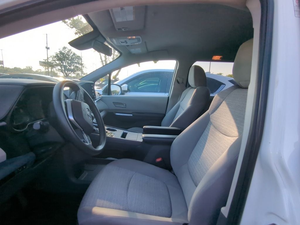 2021 Toyota Sienna LE 8 Passenger
