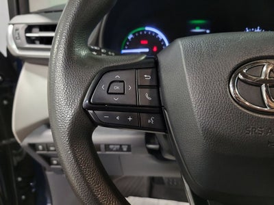 2022 Toyota Sienna LE 8 Passenger
