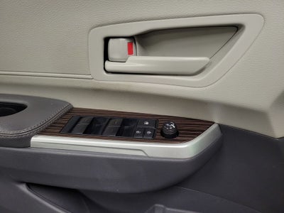 2022 Toyota Sienna LE 8 Passenger