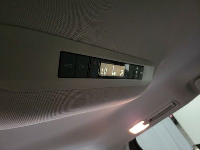 2022 Toyota Sienna LE 8 Passenger