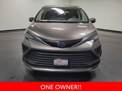 2021 Toyota Sienna LE 8 Passenger